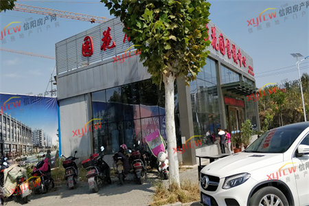 卫生间不砸砖怎样翻新